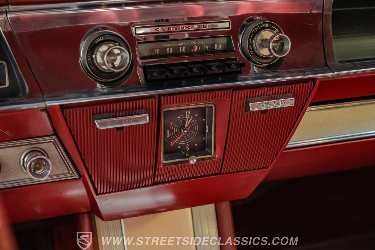 1962 Oldsmobile Starfire