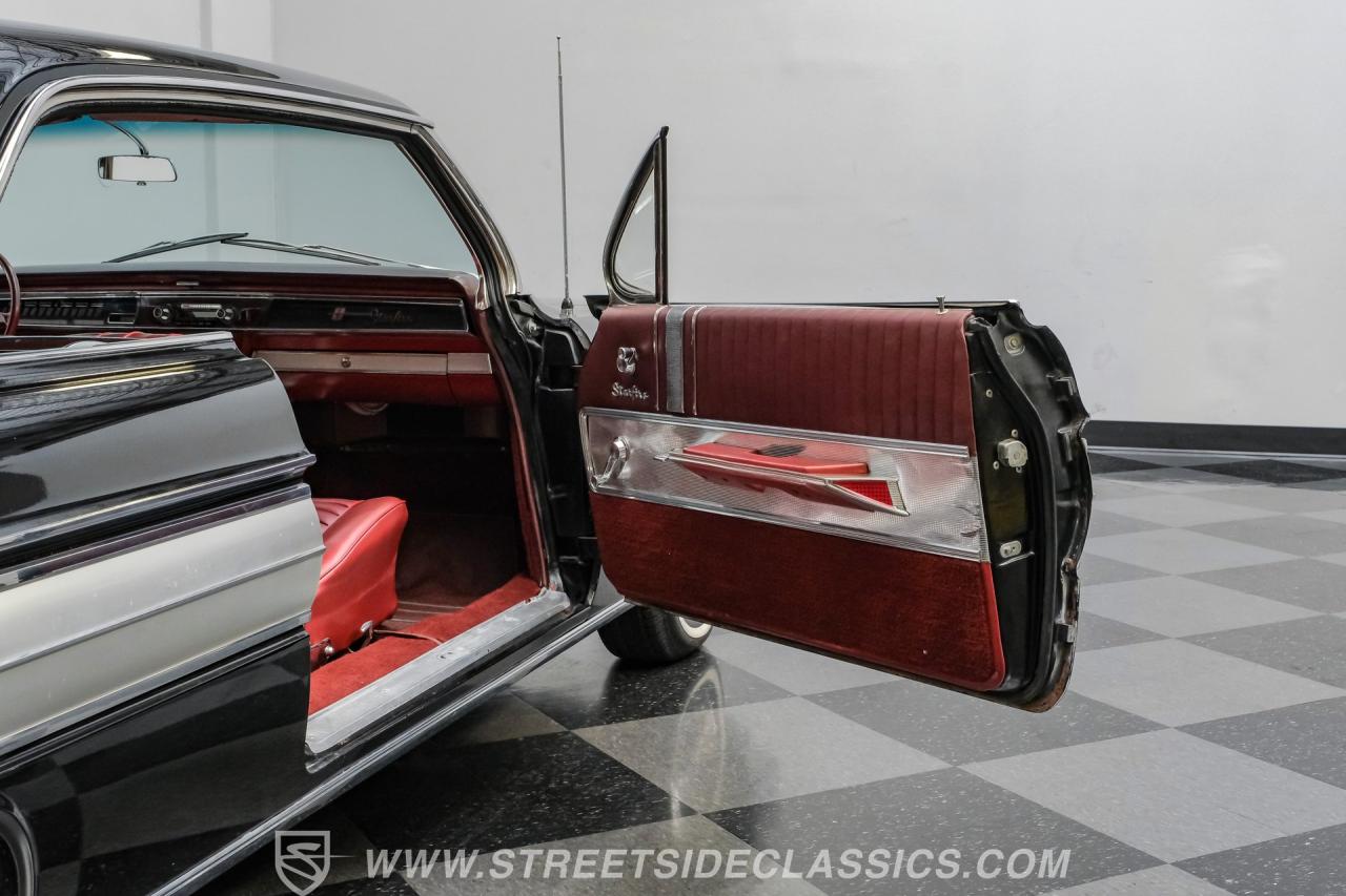 1962 Oldsmobile Starfire