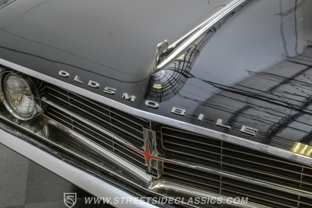 1962 Oldsmobile Starfire