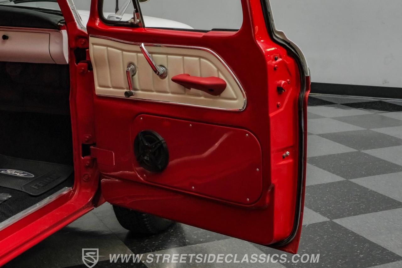 1966 Ford F-100 Custom Cab