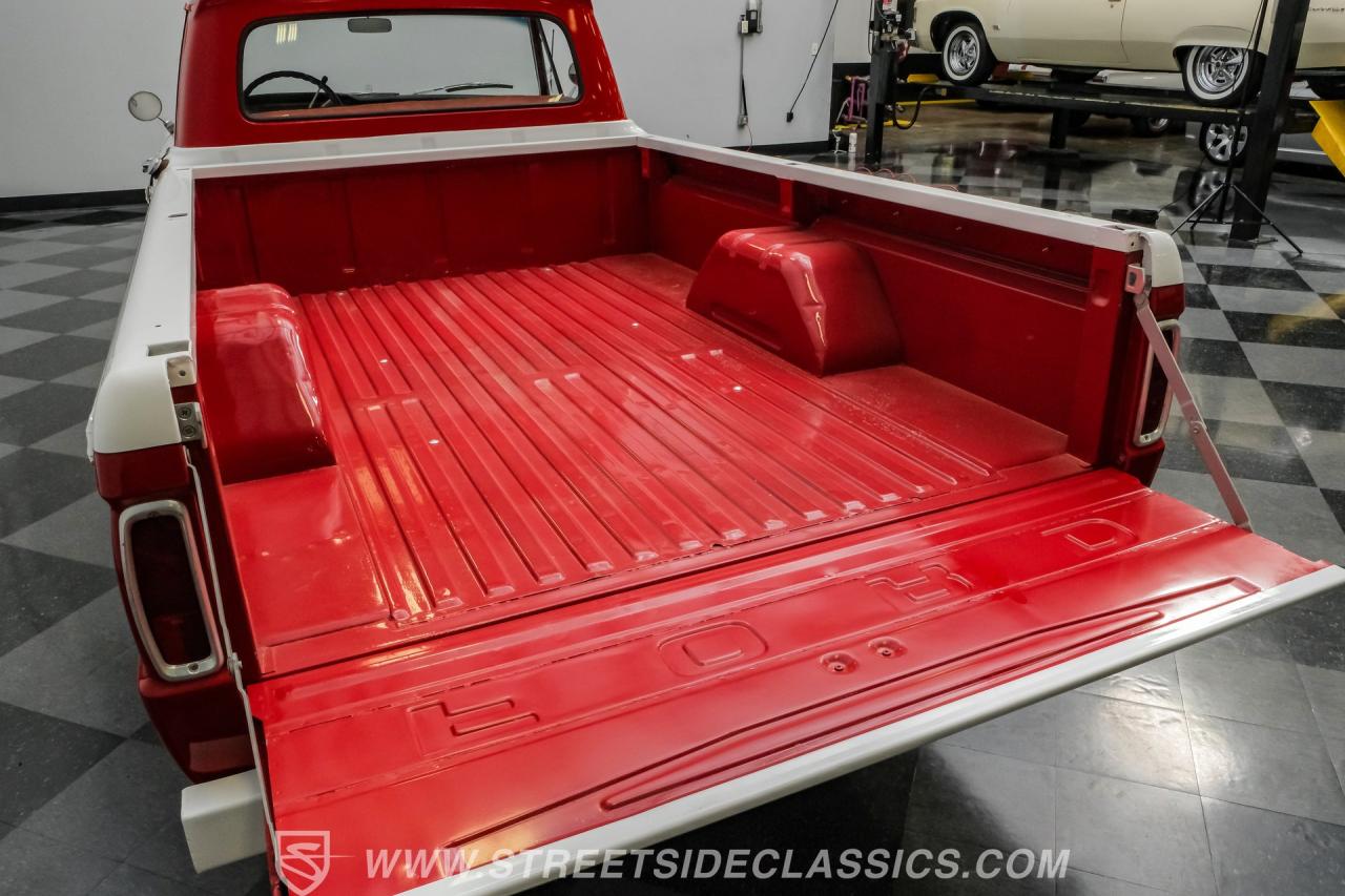 1966 Ford F-100 Custom Cab