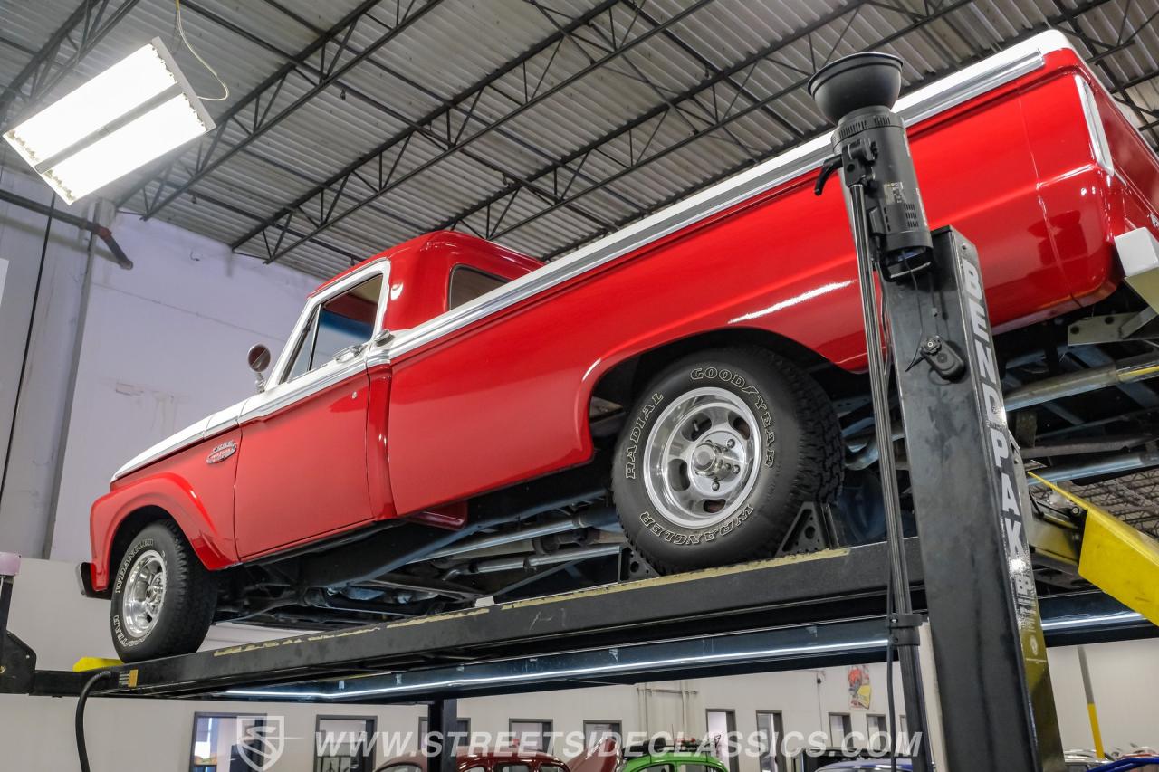 1966 Ford F-100 Custom Cab