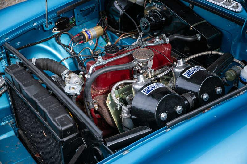 1967 MG B
