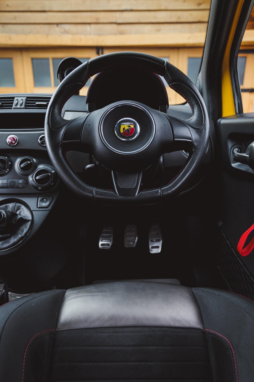 2016 Abarth 500 695 Biposto Record