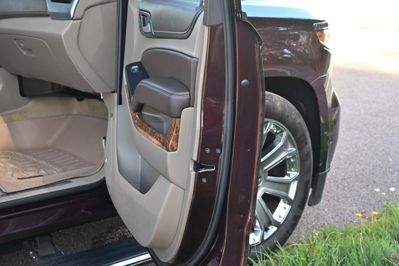 2017 Chevrolet Suburban Premier RWD
