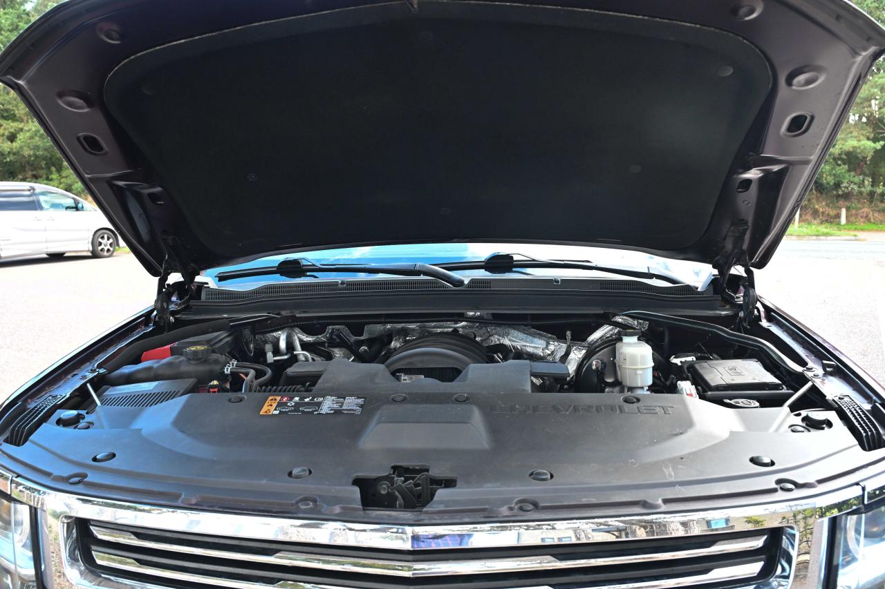 2017 Chevrolet Suburban Premier RWD