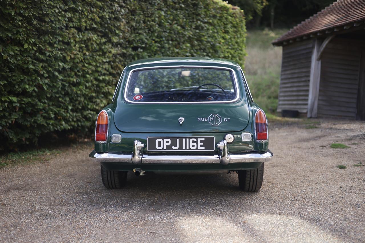 1967 MG GT