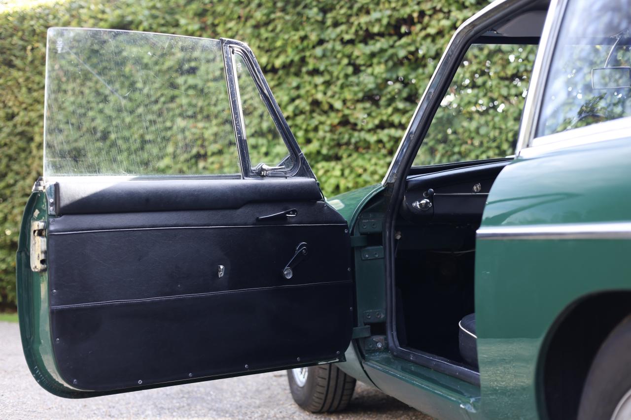 1967 MG GT