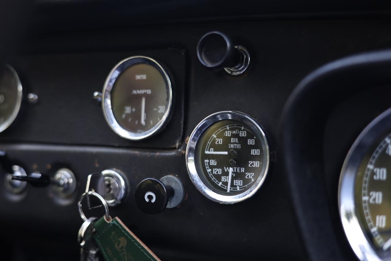 1967 MG GT