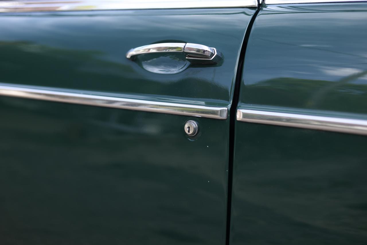 1967 MG GT