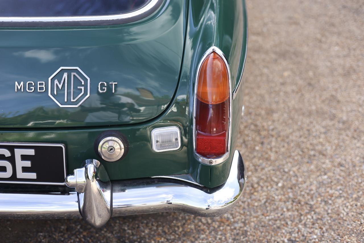 1967 MG GT