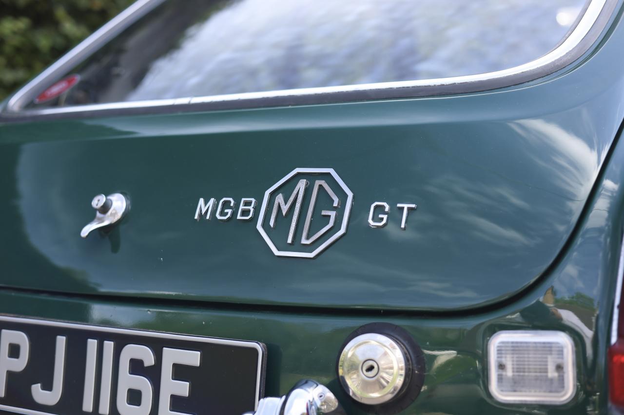 1967 MG GT