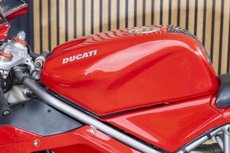 2001 Ducati 996