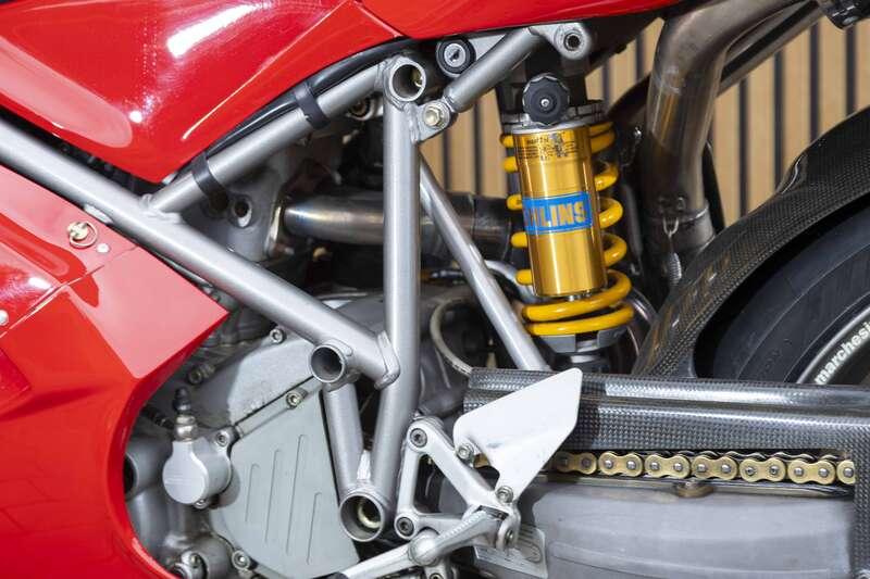 2001 Ducati 996