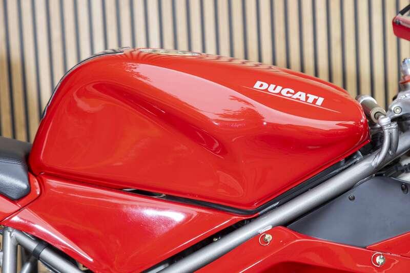 2001 Ducati 996