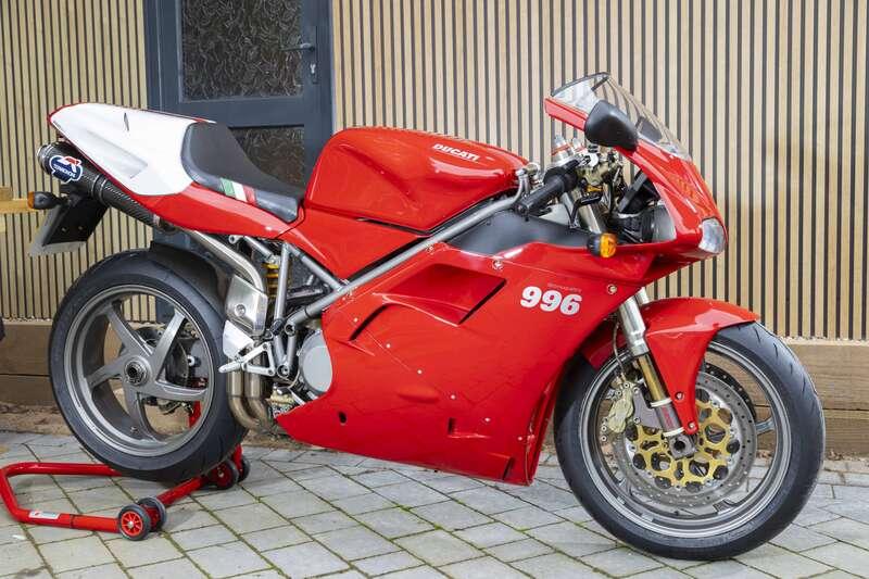 2001 Ducati 996