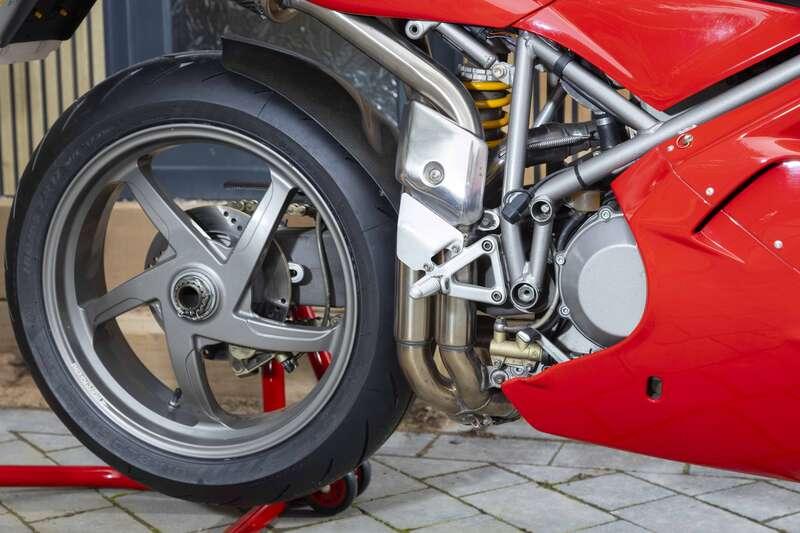 2001 Ducati 996