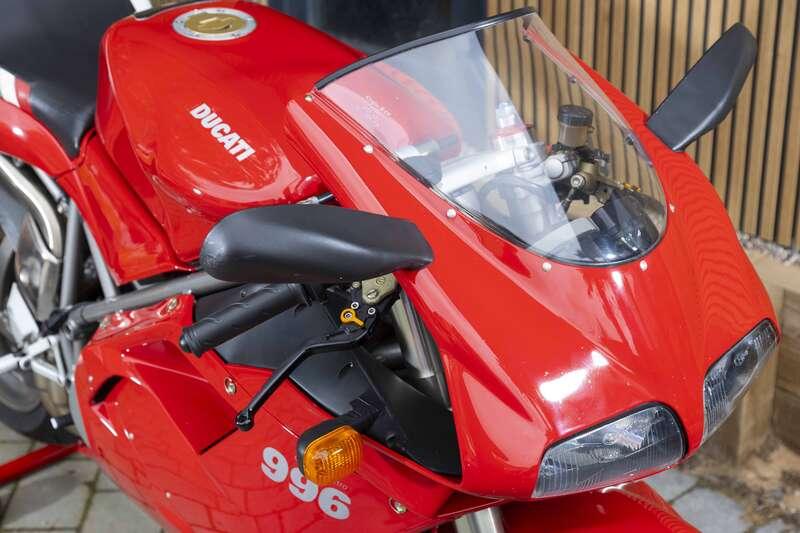 2001 Ducati 996