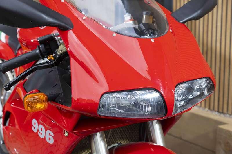 2001 Ducati 996