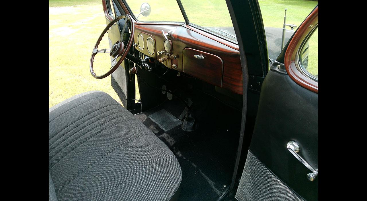 1937 Ford MODEL 74