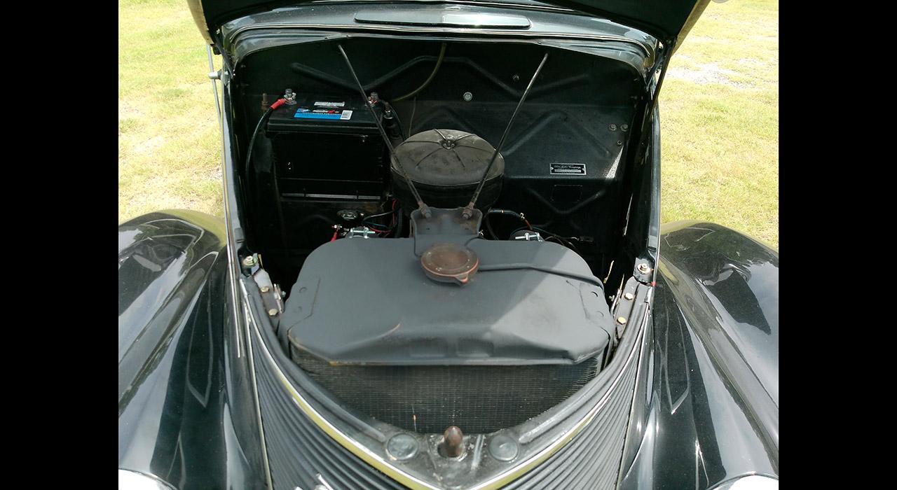 1937 Ford MODEL 74