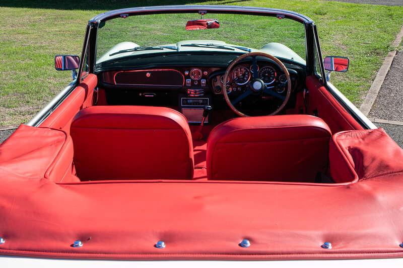 1970 Aston Martin DB6