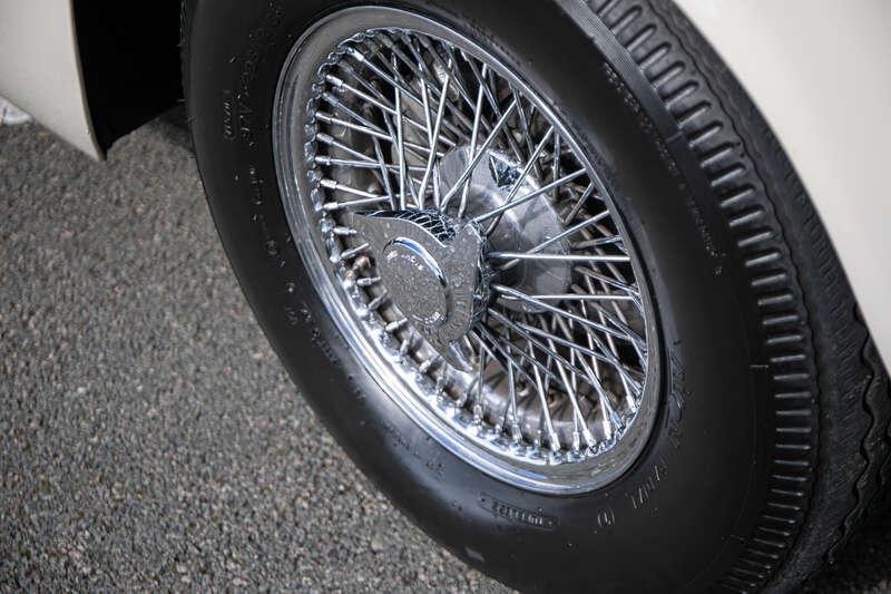1970 Aston Martin DB6