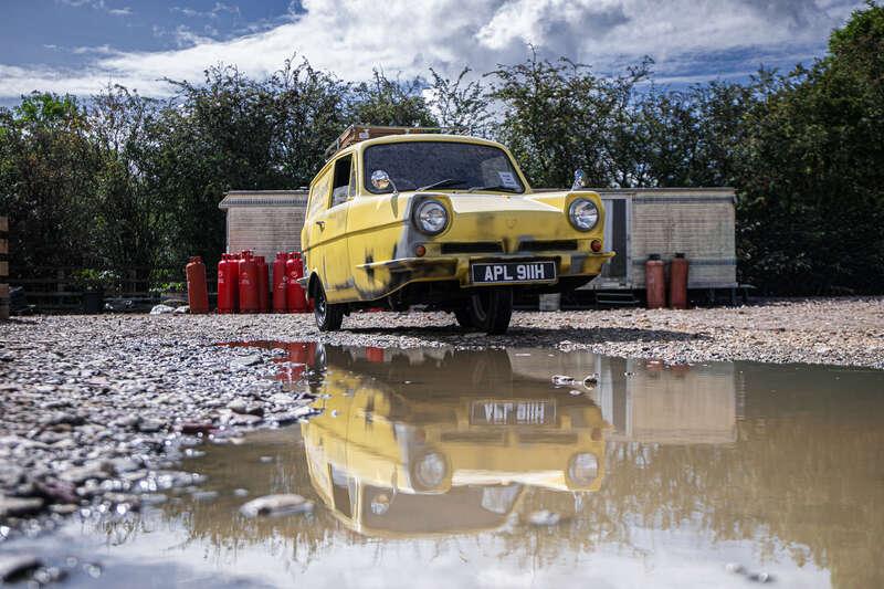 1969 Reliant REGAL 21E SUPERVAN III