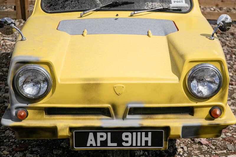 1969 Reliant REGAL 21E SUPERVAN III