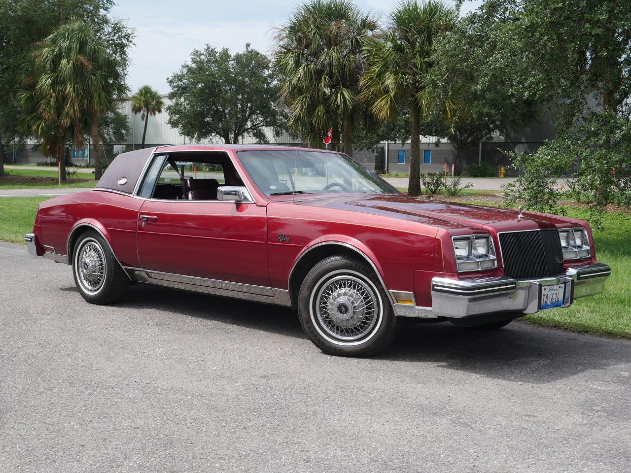 1985 Buick Riviera Coupe