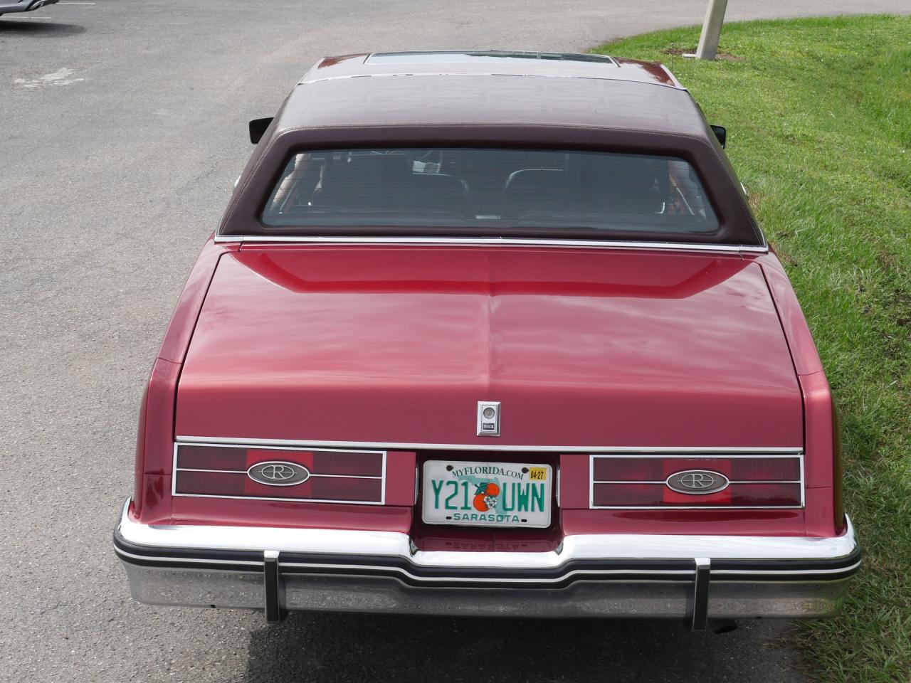 1985 Buick Riviera Coupe