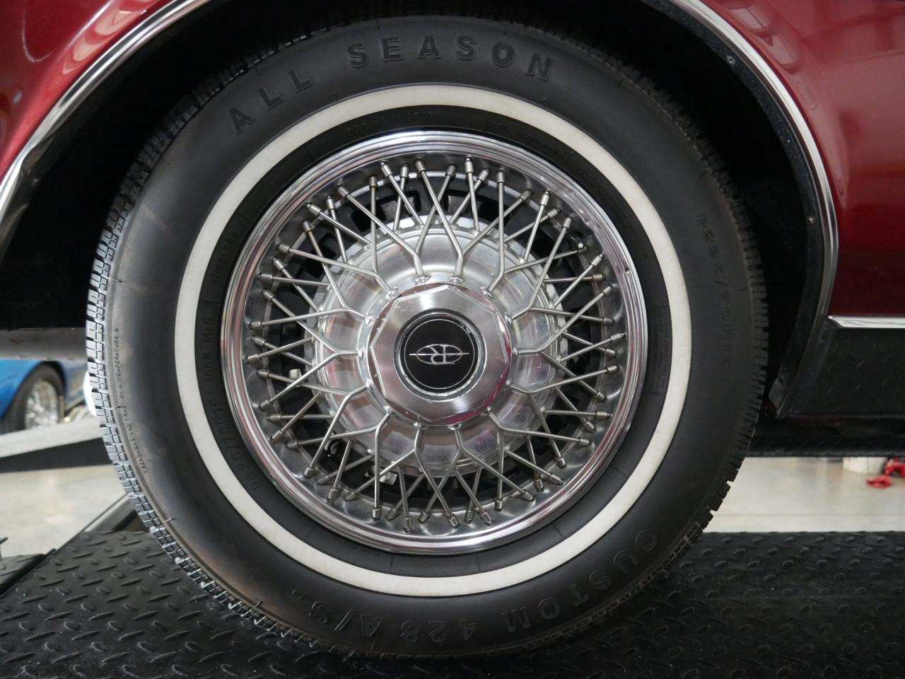 1985 Buick Riviera Coupe