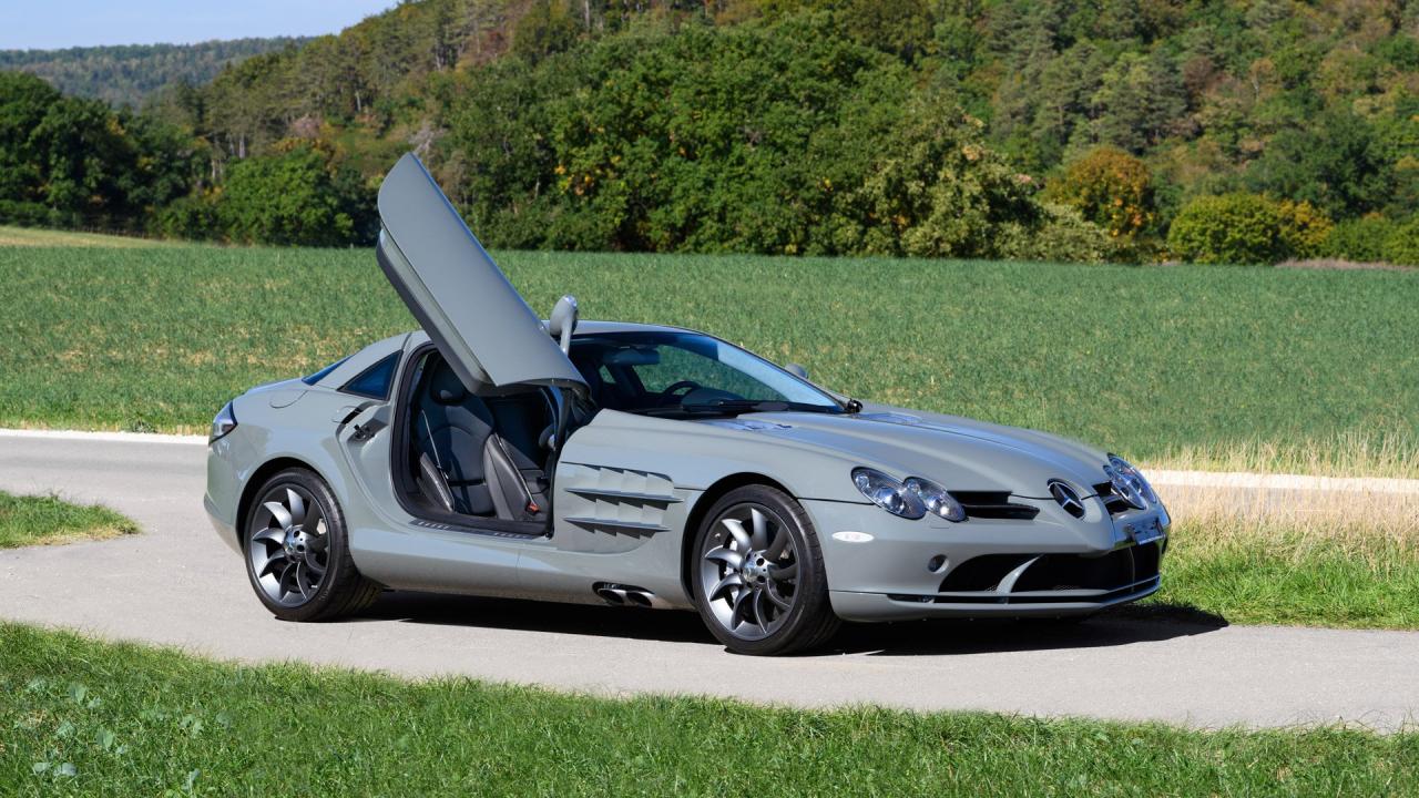 2005 Mercedes - Benz McLaren SLR Coup&eacute;