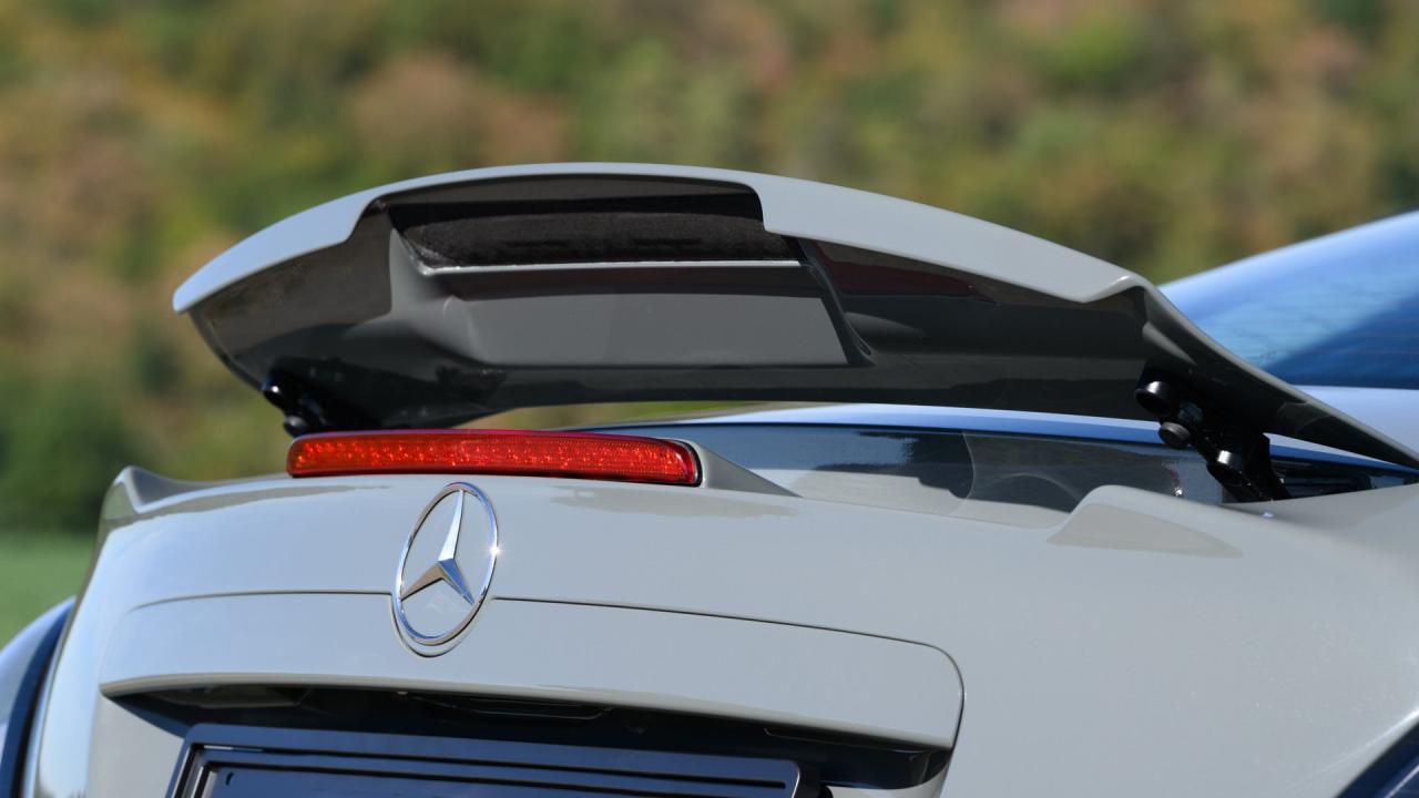 2005 Mercedes - Benz McLaren SLR Coup&eacute;