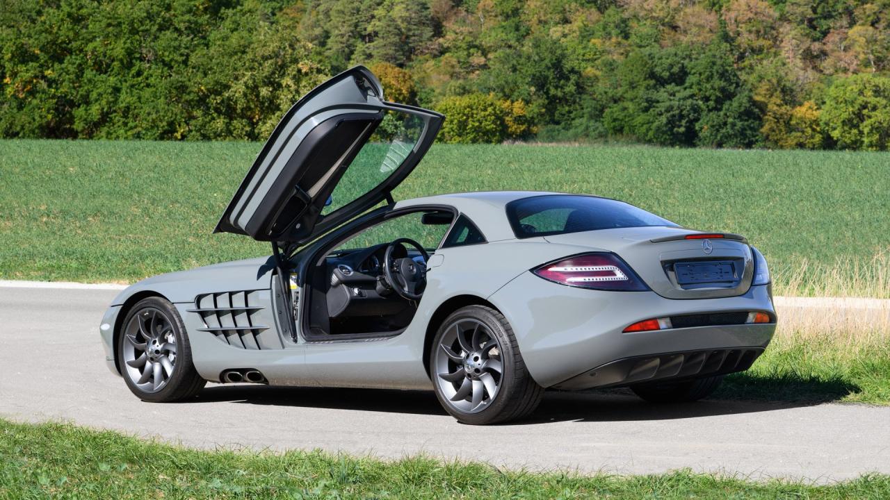 2005 Mercedes - Benz McLaren SLR Coup&eacute;