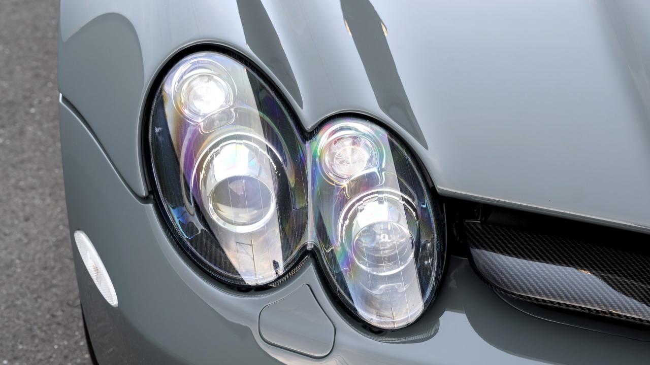2005 Mercedes - Benz McLaren SLR Coup&eacute;
