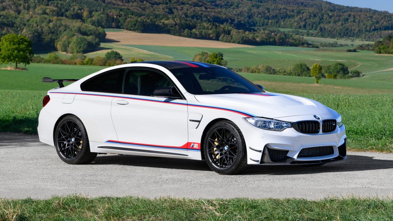 2017 BMW M4 DTM Champion Edition