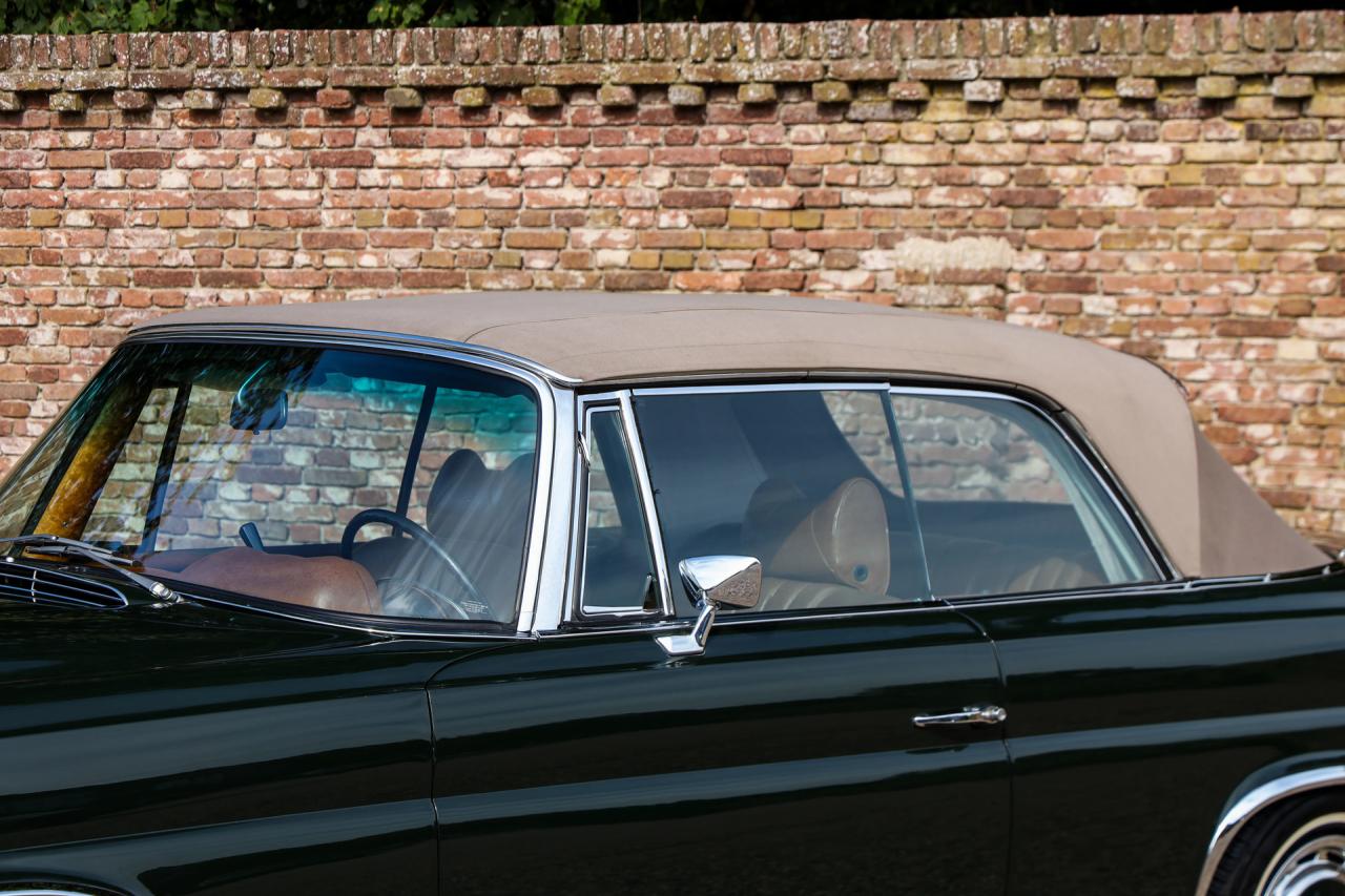 1969 Mercedes - Benz Mercedes Benz 280 SE Cabriolet &ldquo;Dunkeloliv or Dark Olive&rdquo;