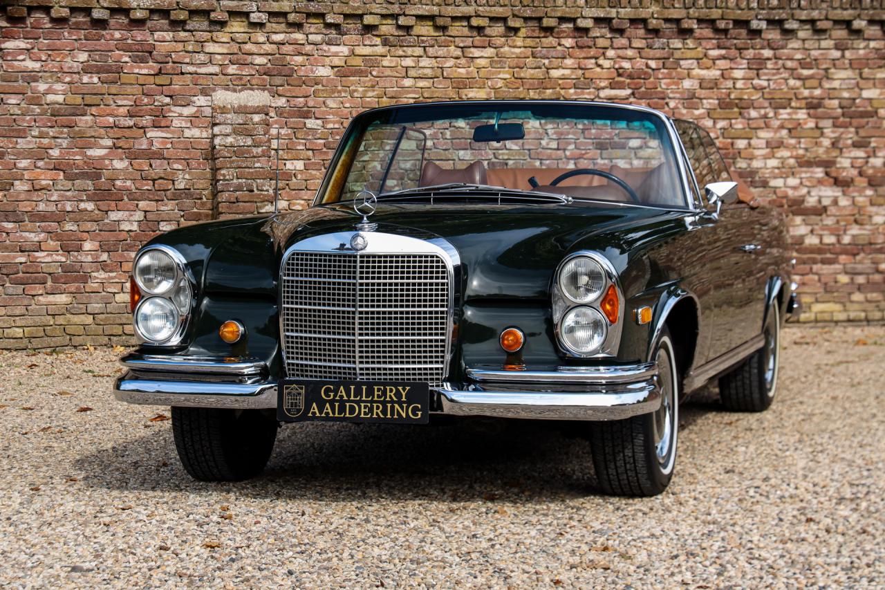 1969 Mercedes - Benz Mercedes Benz 280 SE Cabriolet &ldquo;Dunkeloliv or Dark Olive&rdquo;