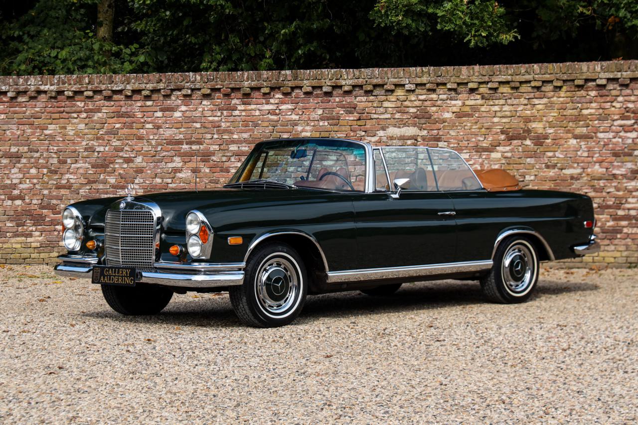 1969 Mercedes - Benz Mercedes Benz 280 SE Cabriolet &ldquo;Dunkeloliv or Dark Olive&rdquo;