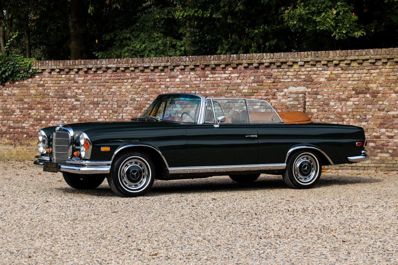 1969 Mercedes - Benz Mercedes Benz 280 SE Cabriolet &ldquo;Dunkeloliv or Dark Olive&rdquo;