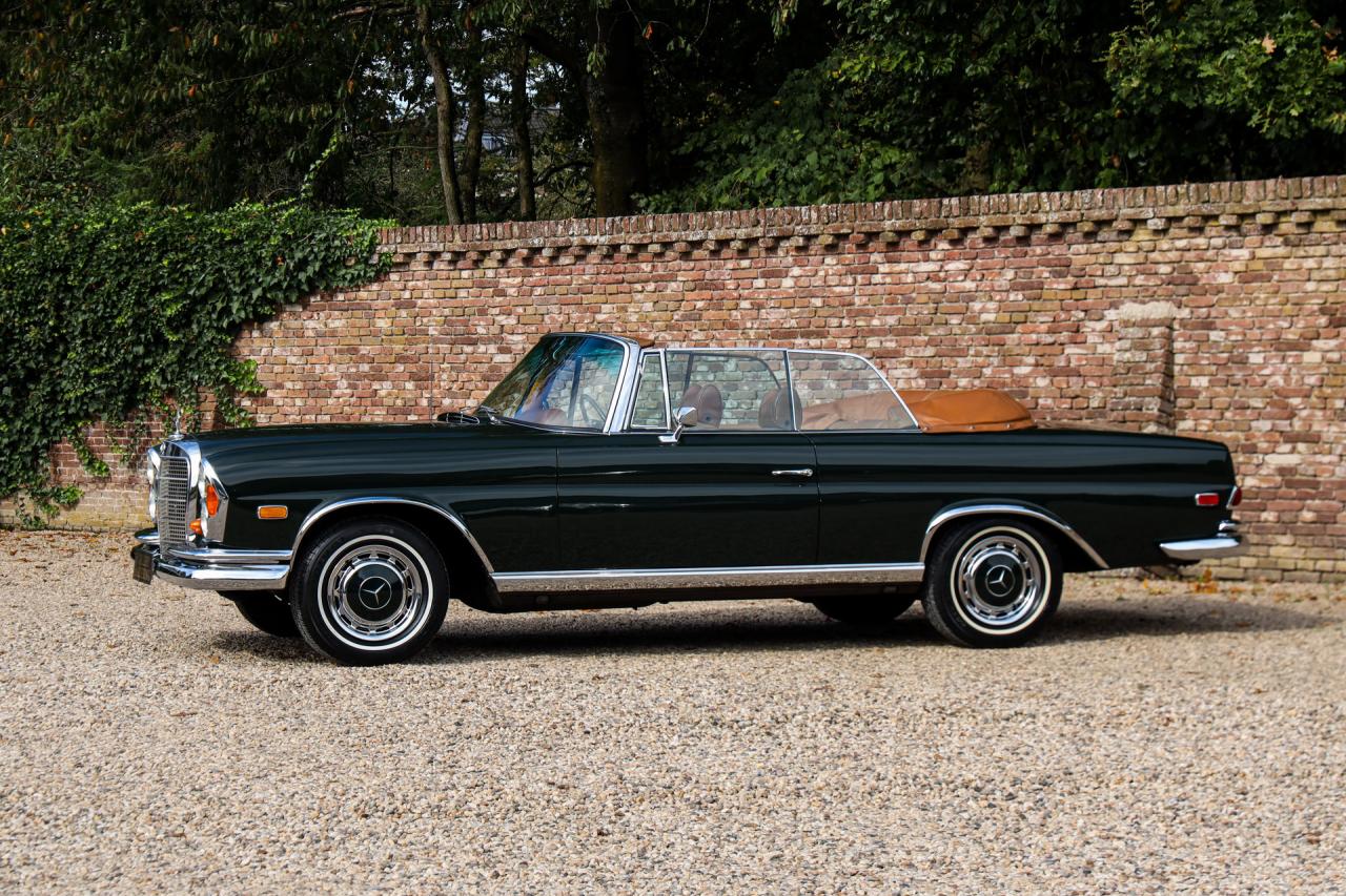1969 Mercedes - Benz Mercedes Benz 280 SE Cabriolet &ldquo;Dunkeloliv or Dark Olive&rdquo;