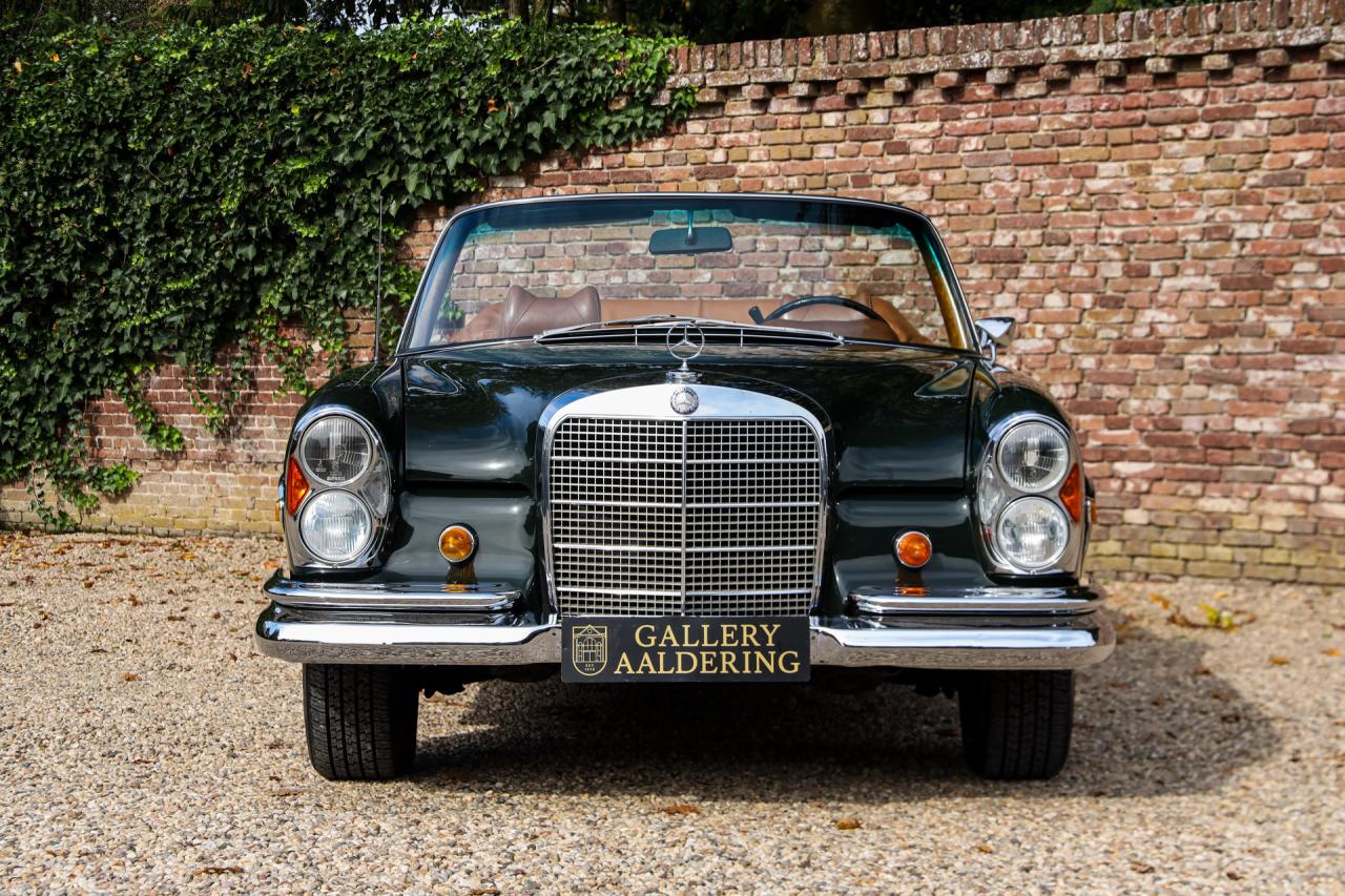 1969 Mercedes - Benz Mercedes Benz 280 SE Cabriolet &ldquo;Dunkeloliv or Dark Olive&rdquo;