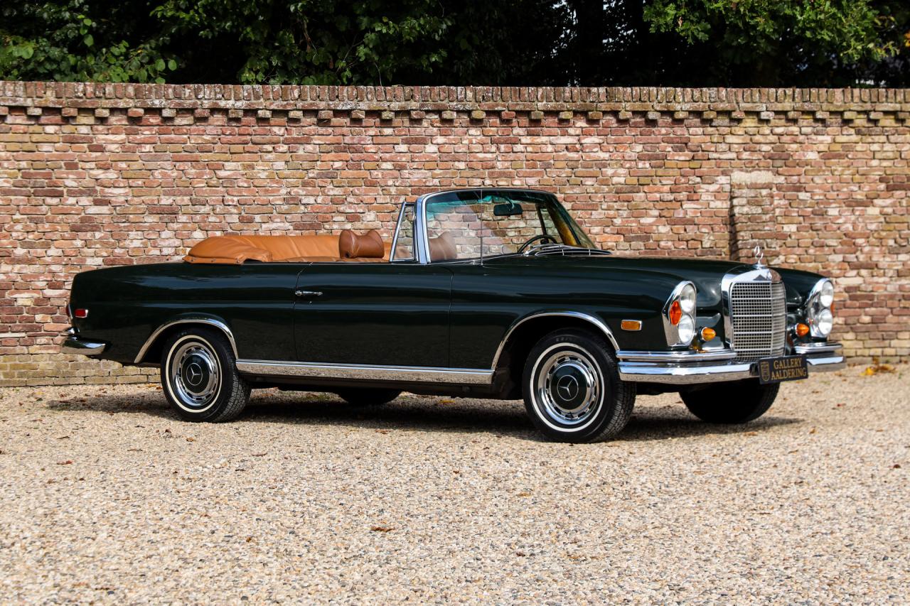 1969 Mercedes - Benz Mercedes Benz 280 SE Cabriolet &ldquo;Dunkeloliv or Dark Olive&rdquo;