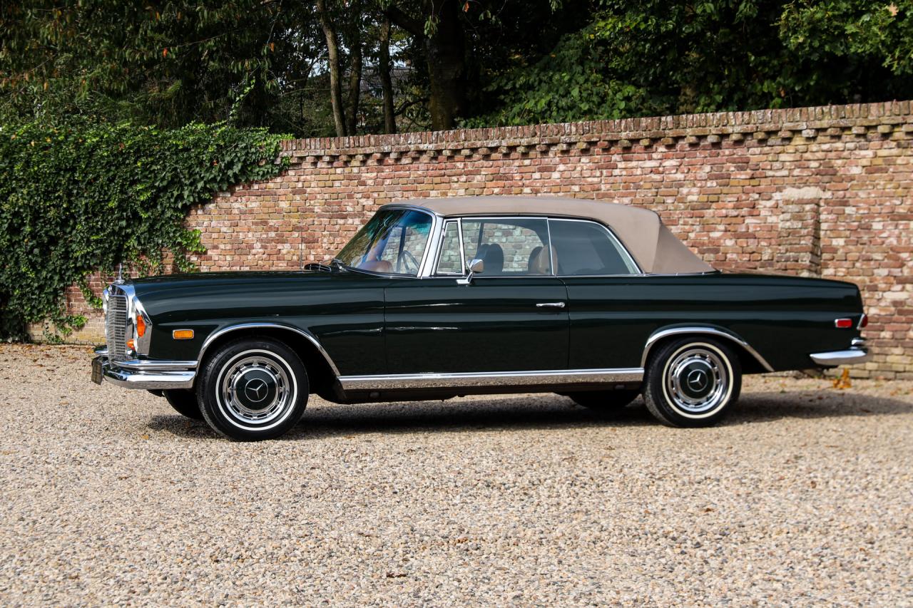 1969 Mercedes - Benz Mercedes Benz 280 SE Cabriolet &ldquo;Dunkeloliv or Dark Olive&rdquo;