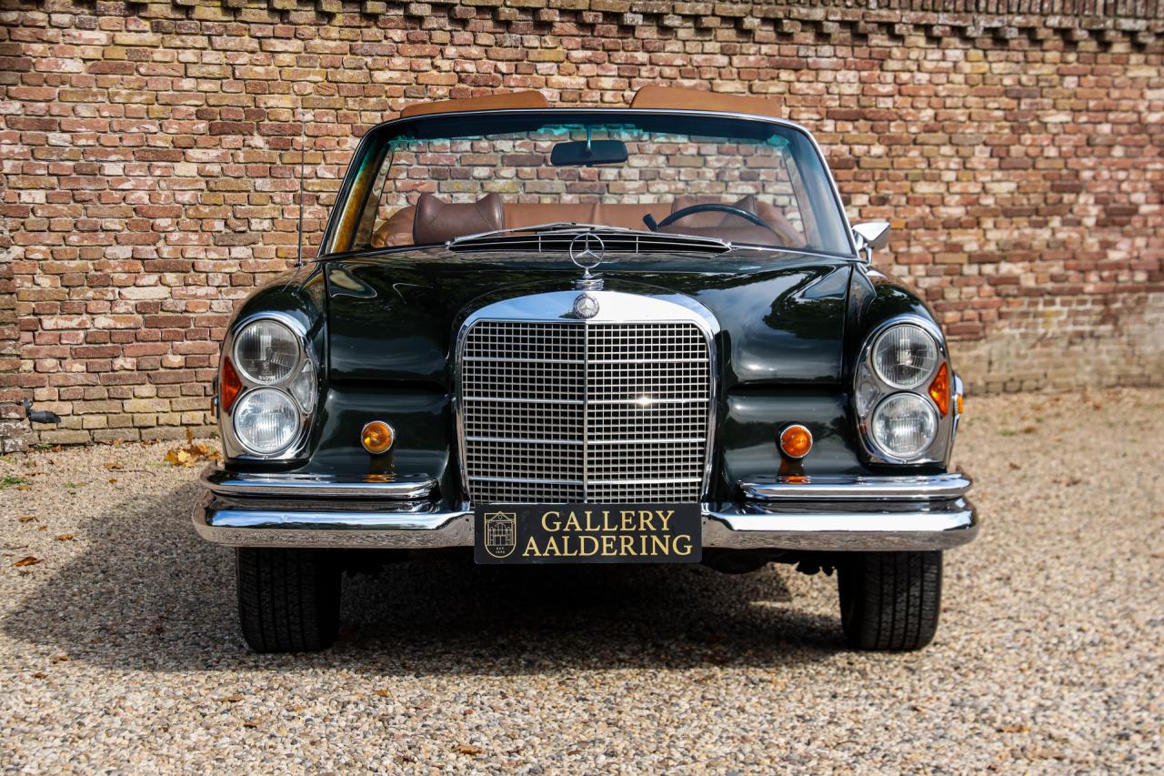 1969 Mercedes - Benz Mercedes Benz 280 SE Cabriolet &ldquo;Dunkeloliv or Dark Olive&rdquo;