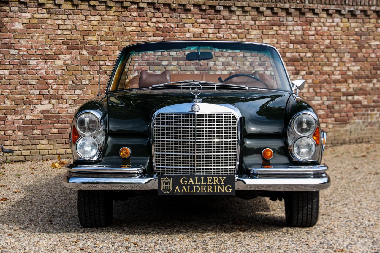 1969 Mercedes - Benz Mercedes Benz 280 SE Cabriolet &ldquo;Dunkeloliv or Dark Olive&rdquo;