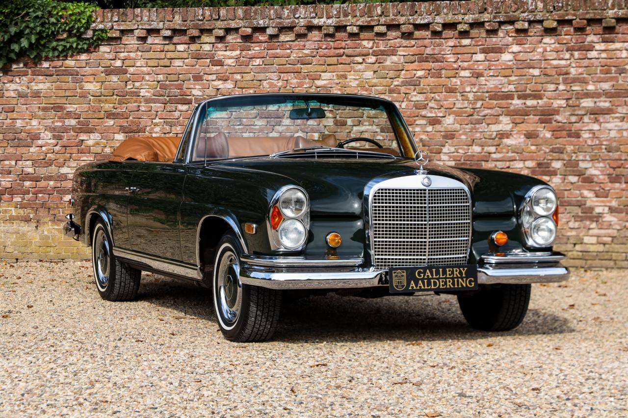 1969 Mercedes - Benz Mercedes Benz 280 SE Cabriolet &ldquo;Dunkeloliv or Dark Olive&rdquo;