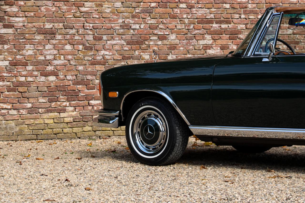 1969 Mercedes - Benz Mercedes Benz 280 SE Cabriolet &ldquo;Dunkeloliv or Dark Olive&rdquo;
