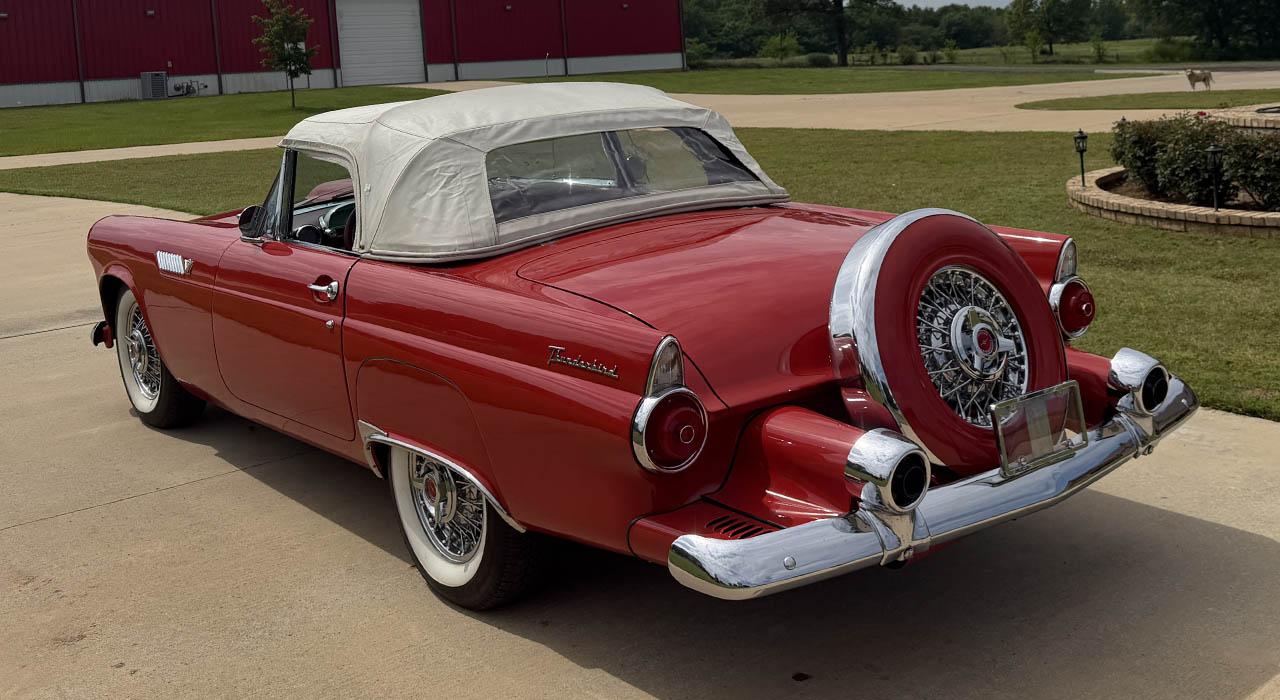 1955 Ford Thunderbird